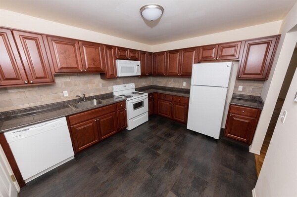 Photo - Victoria Gardens