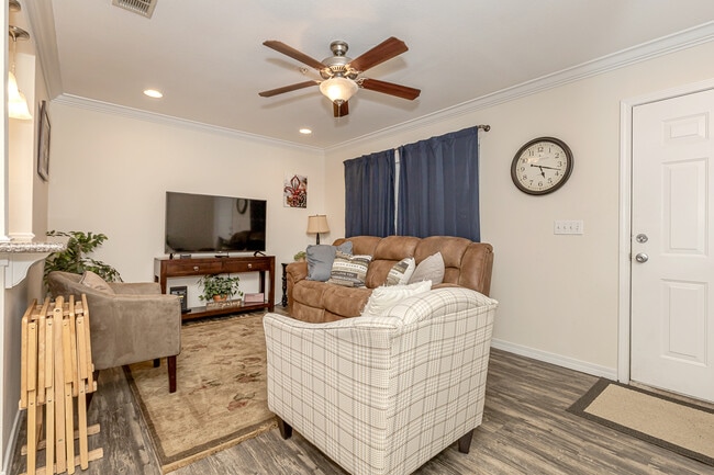 Photo - 1282 Beach Blvd