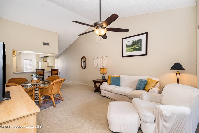 Photo - 1089 Country Club Dr Unit 722