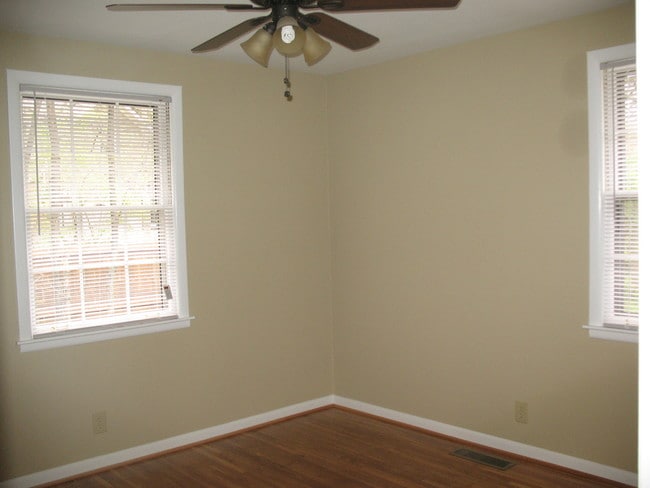 Photo - 2513 Ashwood Ave Unit A