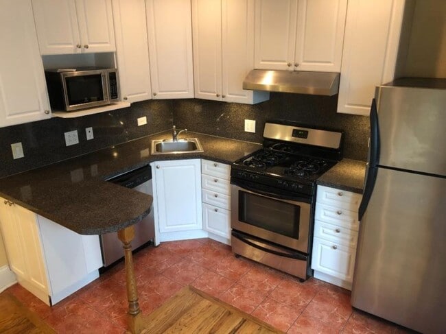 Photo - 2 bedroom in CHICAGO IL 60618 Unit 1B