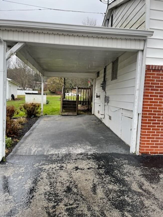 749 W Union Valley Rd