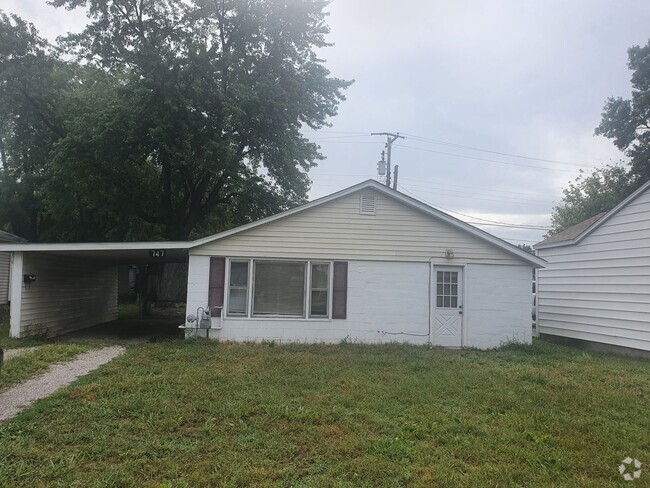 Building Photo - 2 Bedroom House in Wood River