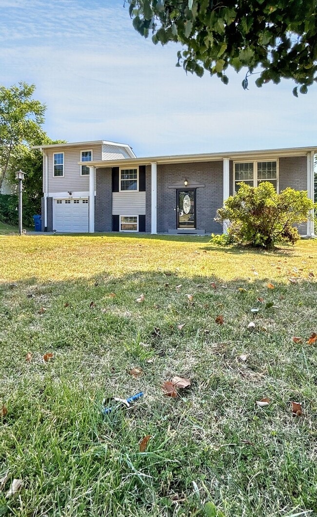 Building Photo - 1278 Roth Hill Dr Rental