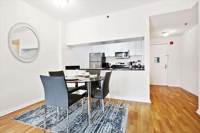 Photo - 330 River St Unidad SI ID1055556P