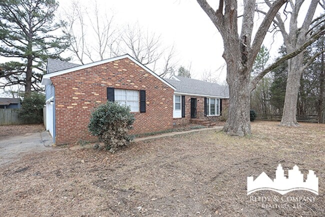Photo - 7165 Alexander Rd