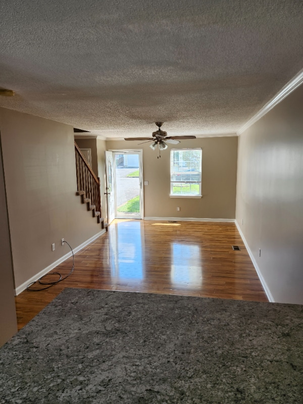 Photo - 219 Hunter Hills Cir