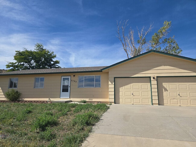 Photo - 2703 N 5th St