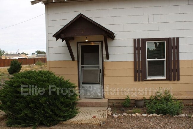 Building Photo - 2727 Santa Fe Dr Unit APT 1