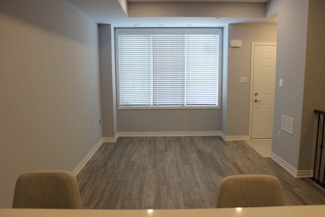 Photo - Executive Townhouse w/ Beautiful Upgrades Unité 6