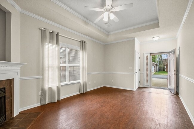 Photo - Cozy 3 Bed 2 Bath Available January 2026!