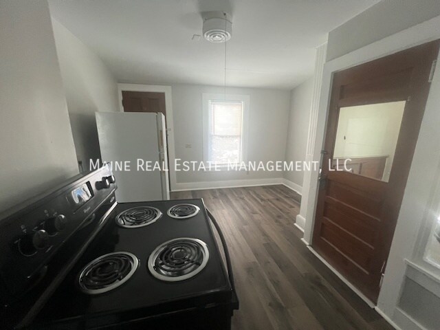 Photo - 32 Coombs St Unit 5