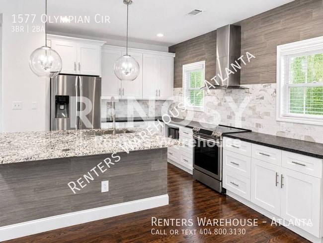 Photo - 1577 Olympian Cir SW