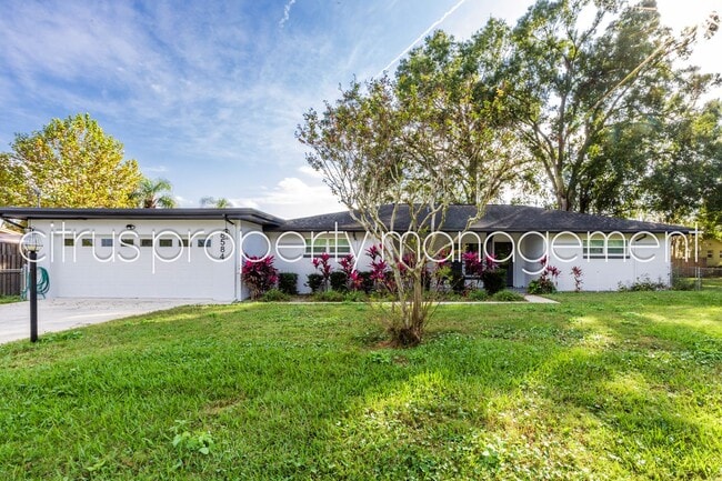 Photo - Impeccable, Fully Remodeled 3/2 Convenient to UCF!