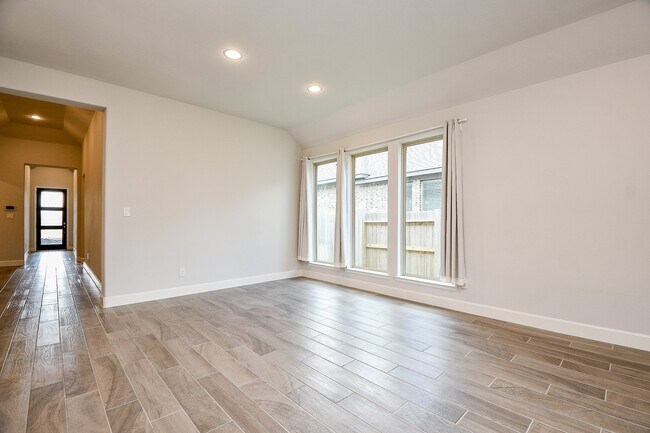 Photo - 21312 Palm Arbor Dr