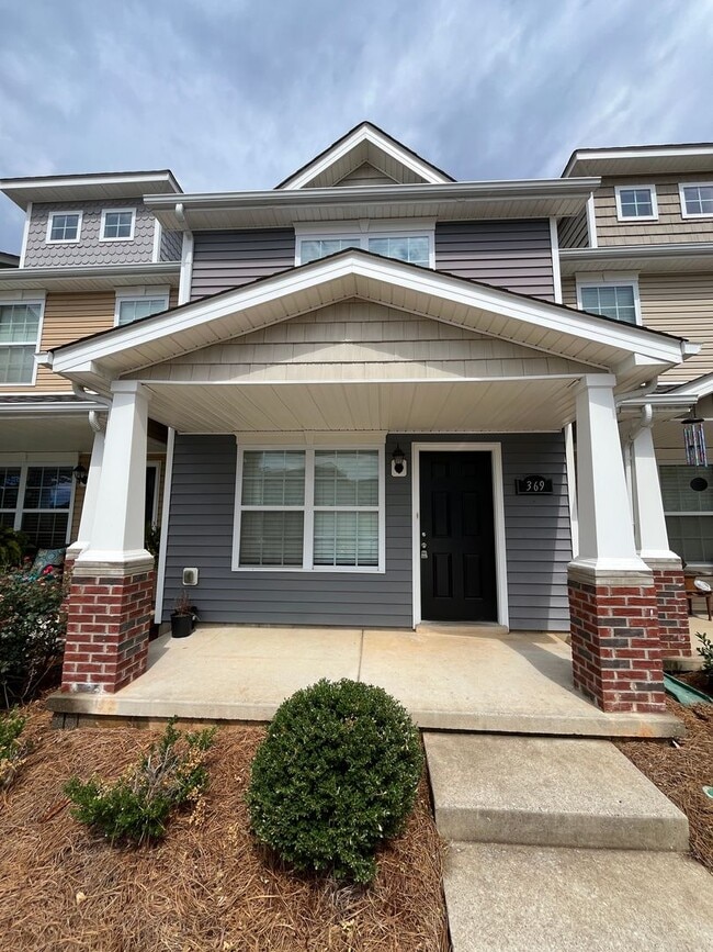 369 Sam Houston Cir