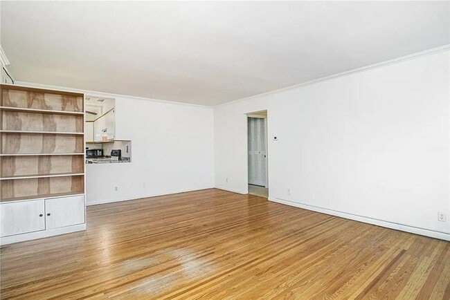 Photo - 2458 East Ave