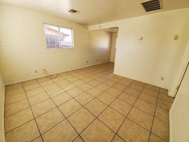 Photo - 1608-1610 W. Becker Lane Unit 1610 W. Becker Lane