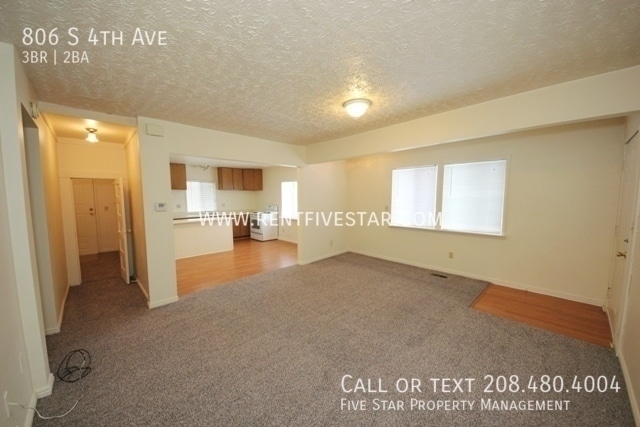 Photo - 806 S 4th Ave