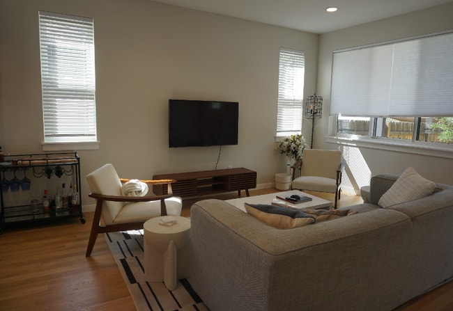 Photo - 4509 S Acoma St