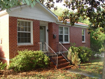 Building Photo - 416 E Magnolia Dr Rental