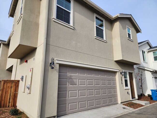 Photo - 2916 Liscum St