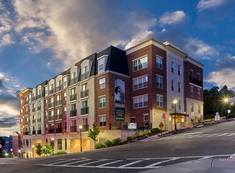 Experience luxury living at 30 Court Street luxury residences, perfectly blending modern amenities with classic charm.