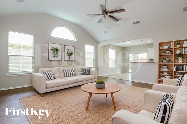 Photo - 1100 Nora Ln