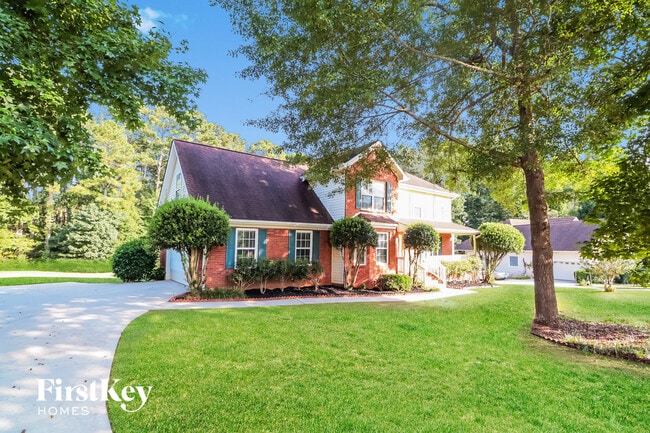 Photo - 168 Crossing Dr