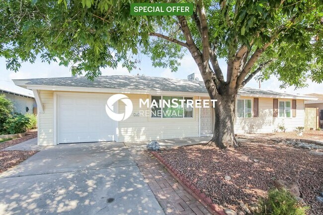 Building Photo - 3 Bedroom Pet-Friendly Home in PHOENIX, AZ...