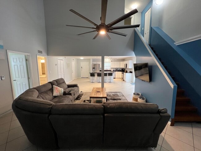 Photo - 2417 Sundy Ave