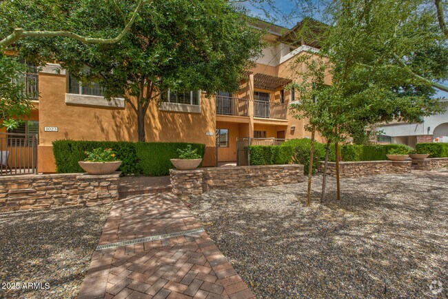 Building Photo - 6940 E Cochise Rd Rental