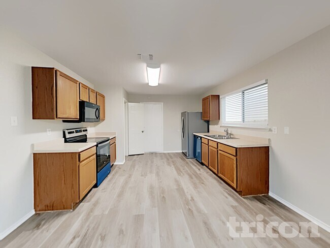 Photo - 8203 Maple Meadow Dr