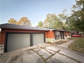 Photo - 8220 Freeman Ave