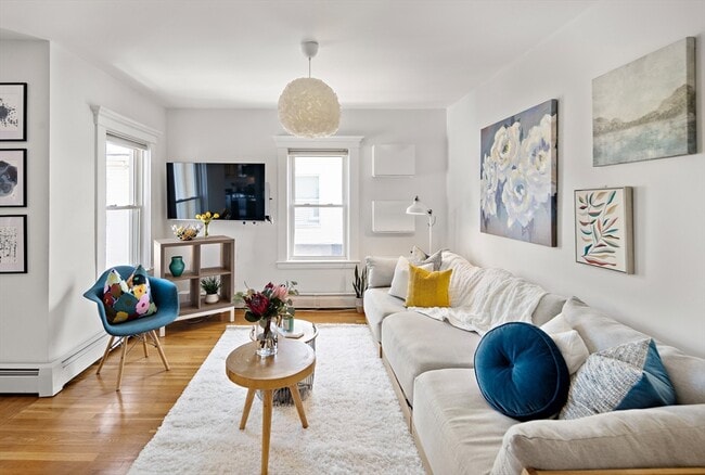 Photo - 32 Harvard St