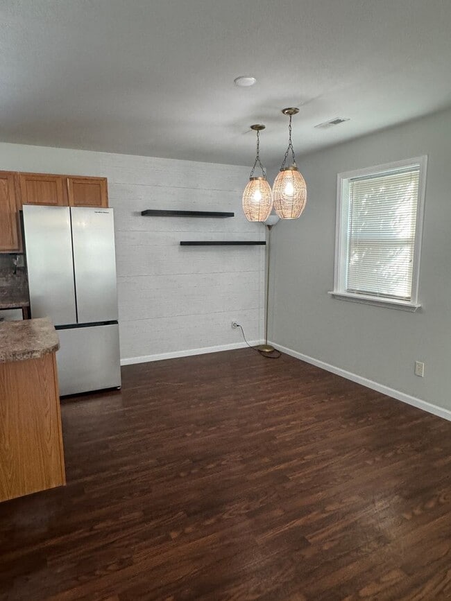 Photo - One Level Living - Single Family Home in South Columbia 4BD/2BA