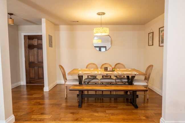 Photo - 2107 Emerald Isle Dr