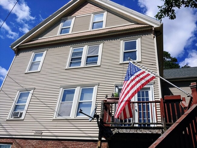 Building Photo - 2 Shawmut Ave Unit 2