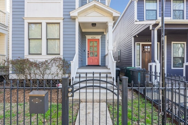 Photo - 434 W 27th St Casa
