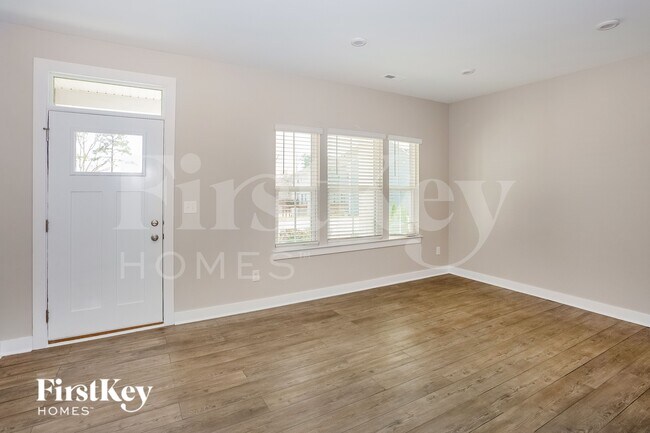 Photo - 1880 Tacoma Wy.