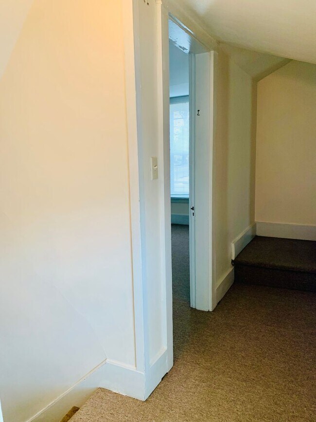 Photo - 284 Sycamore St Unit B