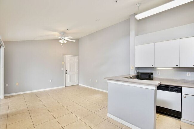 Photo - Bright 3rd-Floor 1/1 Condo with Screened Balcony in Park Central!