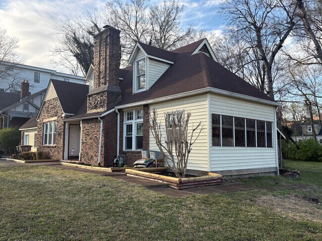 Photo - 5BR/2.5 Bath in Prime 12 South | Park-Facing | Two Sunrooms | Walkable Luxury Living