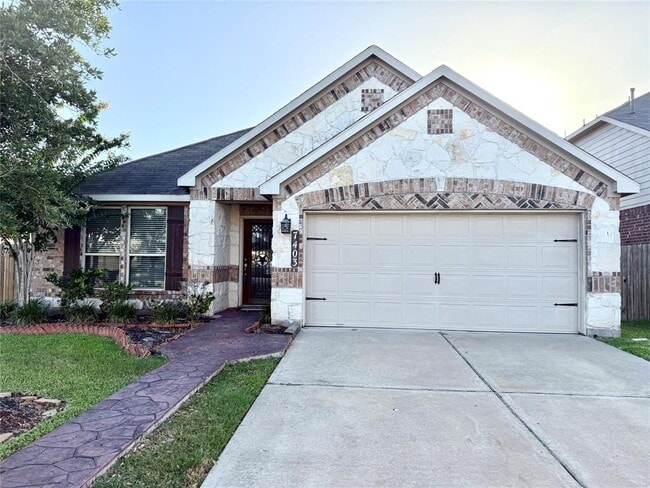 Building Photo - 7403 Cypress Pin Oak Dr Rental