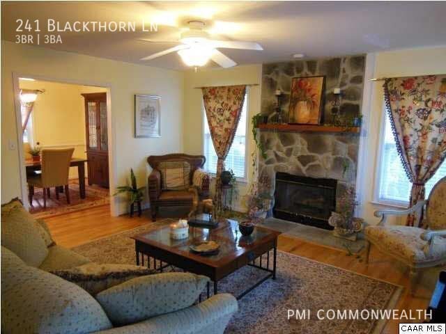 Photo - 241 Blackthorn Ln