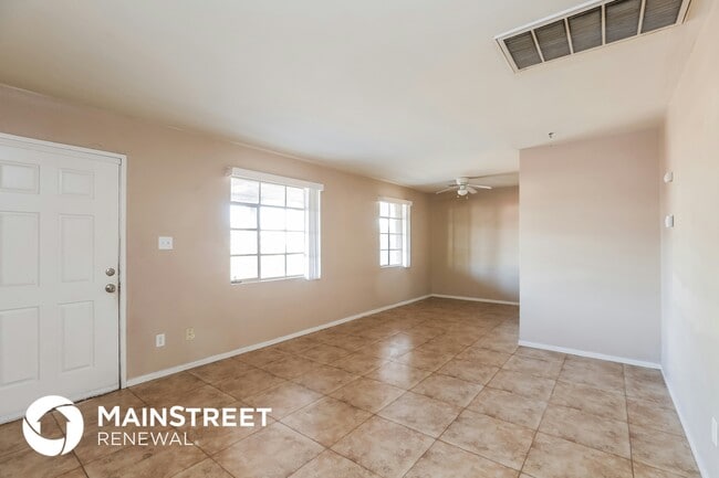 Photo - 1811 W Mohave St
