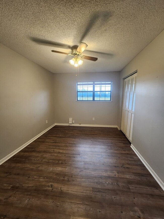 Photo - Charming 3BR Home with a Touch of Country in Dasher!