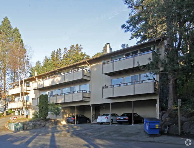 Mercer Park Apartments