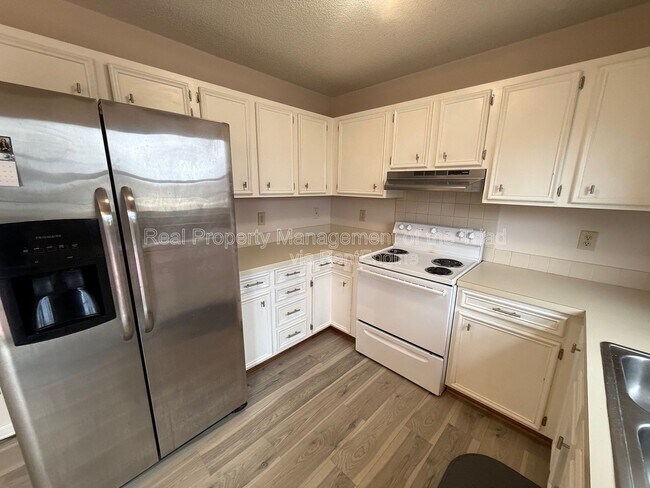 Photo - 1805 Lois Ct