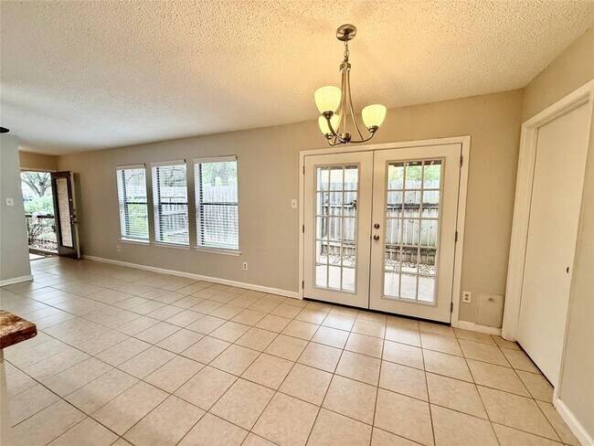 Photo - 7825 Beauregard Cir